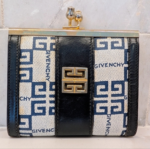 Givenchy Coin Pouch - Picture 1 of 7